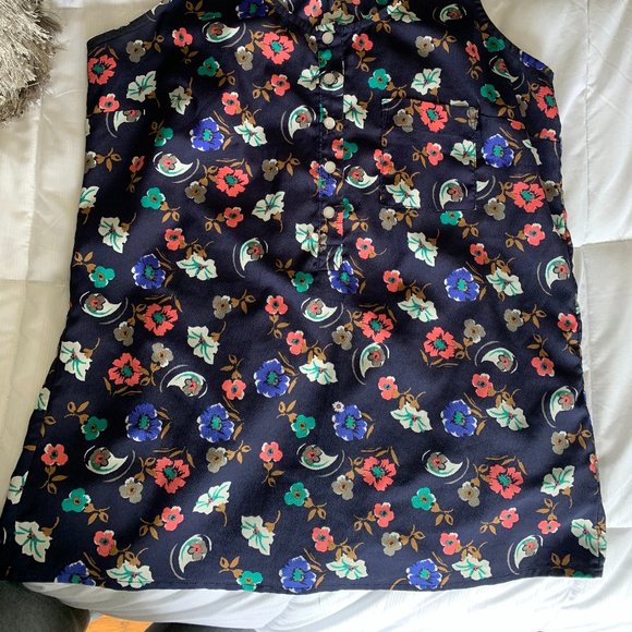 Floral Spring Top - Picture 4 of 4